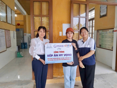Fly To Sky đồng hành cùng người dân và trường học Lạng Sơn khắc phục sau bão lũ