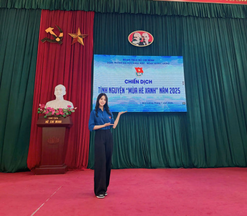 Á hậu Đỗ Thu Hiền đồng hành cùng Trường Đại học khoa học - Đại học Thái Nguyên tri ân các Anh hùng Liệt sĩ ngày 27/7